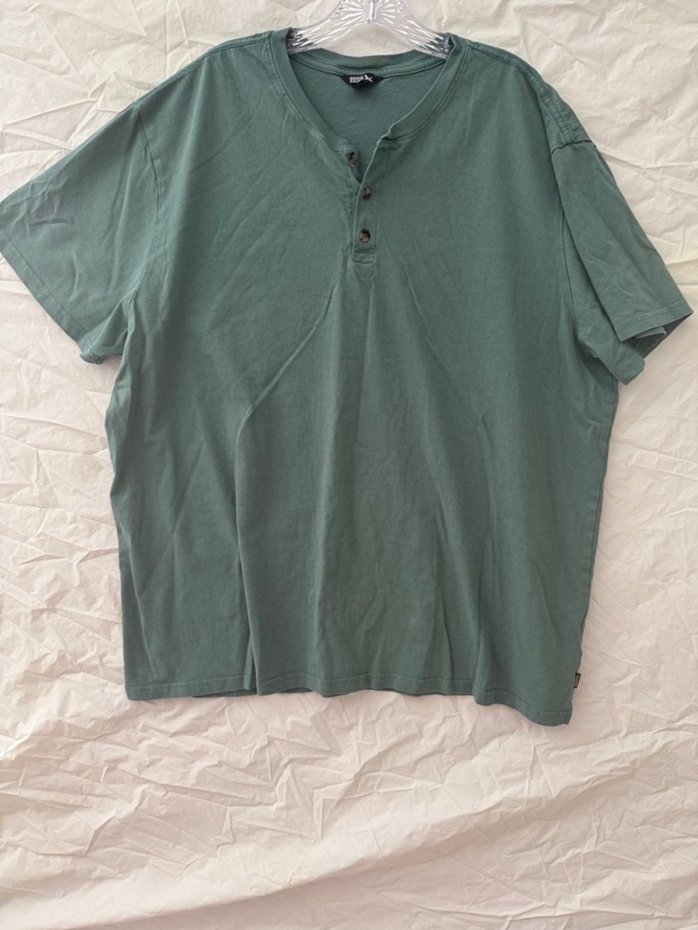 Eddie Bauer Men's Short-Sleeve Henley Tee in Dusty Green